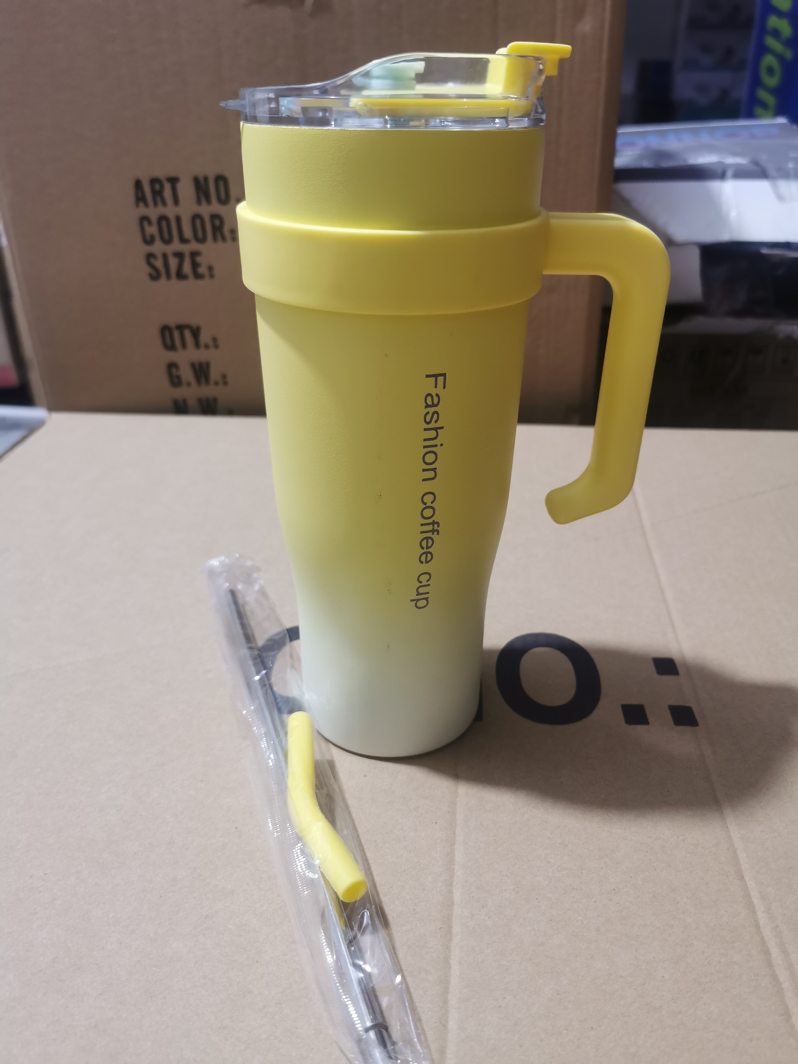 巨无霸新款水杯大容量不锈钢杯子1200毫升（颜色随机）