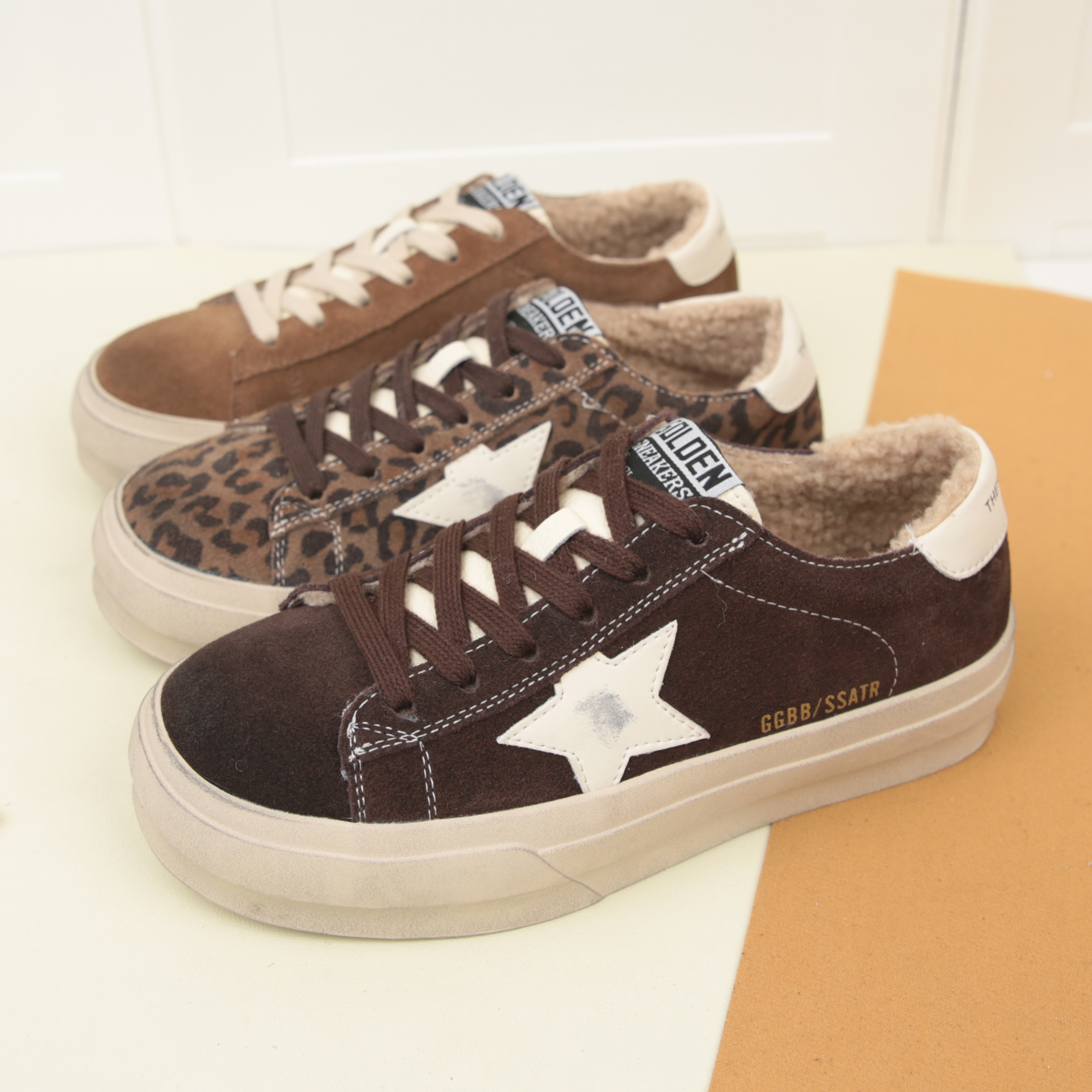 3055冬季新款系带厚底增高豹纹星星板鞋女百搭加绒保暖运动休闲鞋