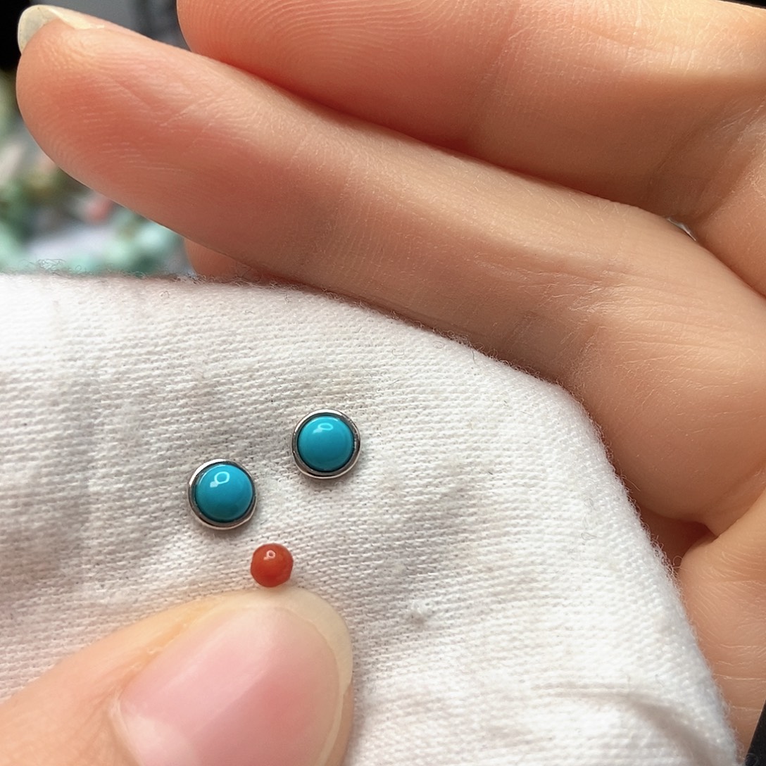 南红玛瑙未镶嵌珠宝奇石