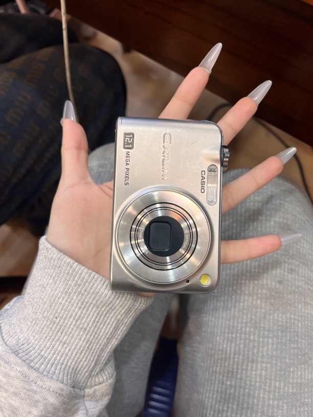 9新 Casio/卡西欧 卡西欧z1200二手相机no退换