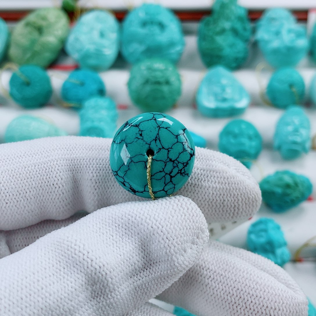 绿松石未镶嵌车挂