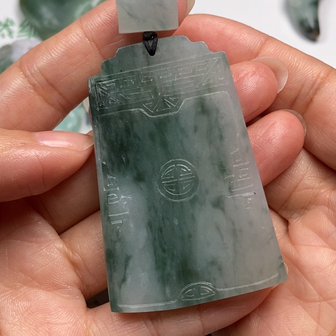 都***堰定制翡翠未镶嵌翡翠