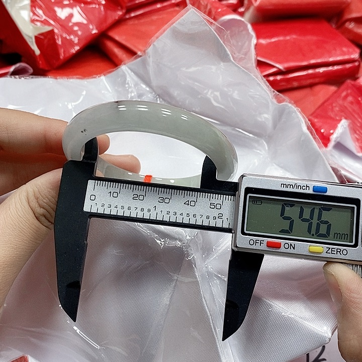 翡翠手镯未镶嵌295 