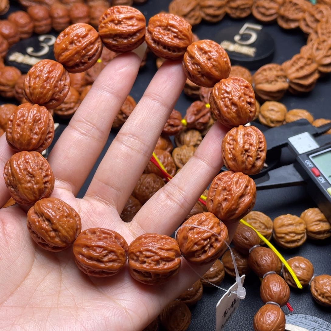 文玩核桃手串粗筋111