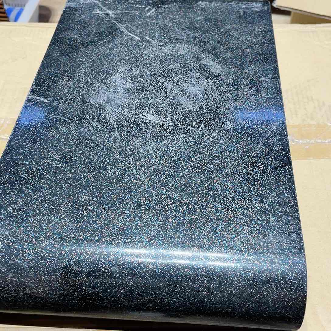 【闪购商品】中古物品，谨慎参拍黑****9