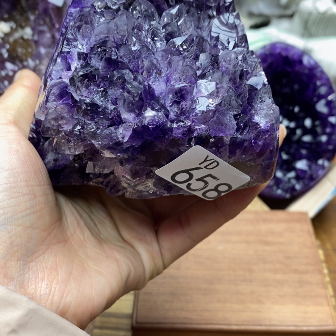 水晶大型摆件（非配饰）未镶嵌