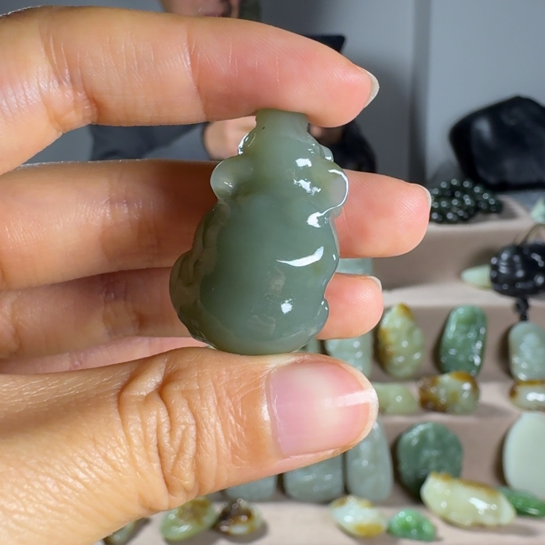 和田玉（糖玉）颈饰未镶嵌