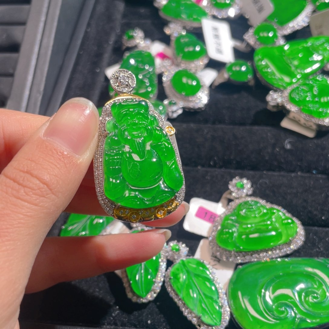 翡翠吊坠(不含链)未镶嵌