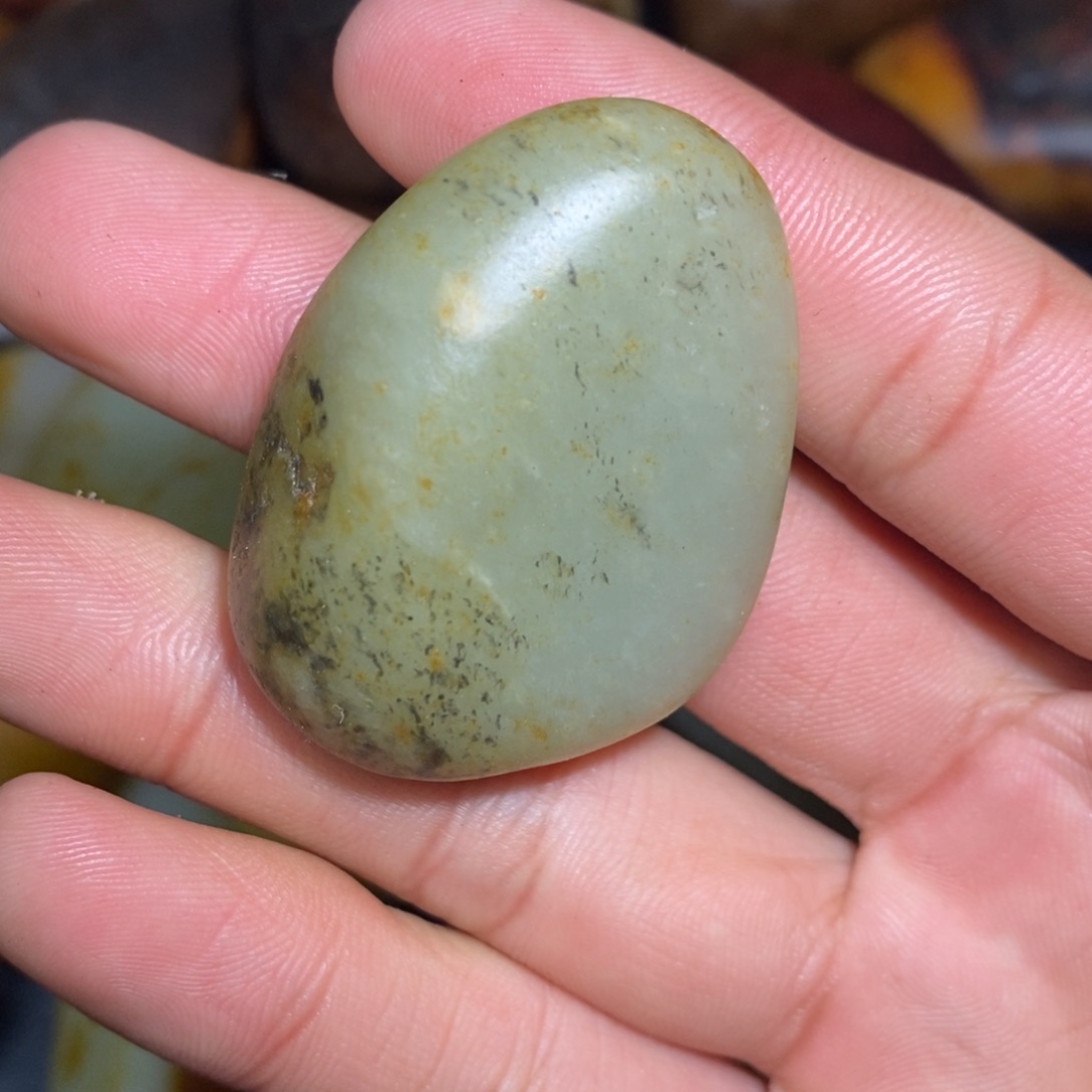 和田玉未镶嵌珠宝奇石