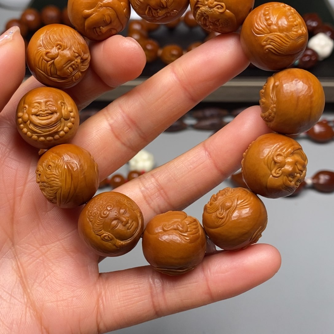 橄榄核吊坠十八罗汉