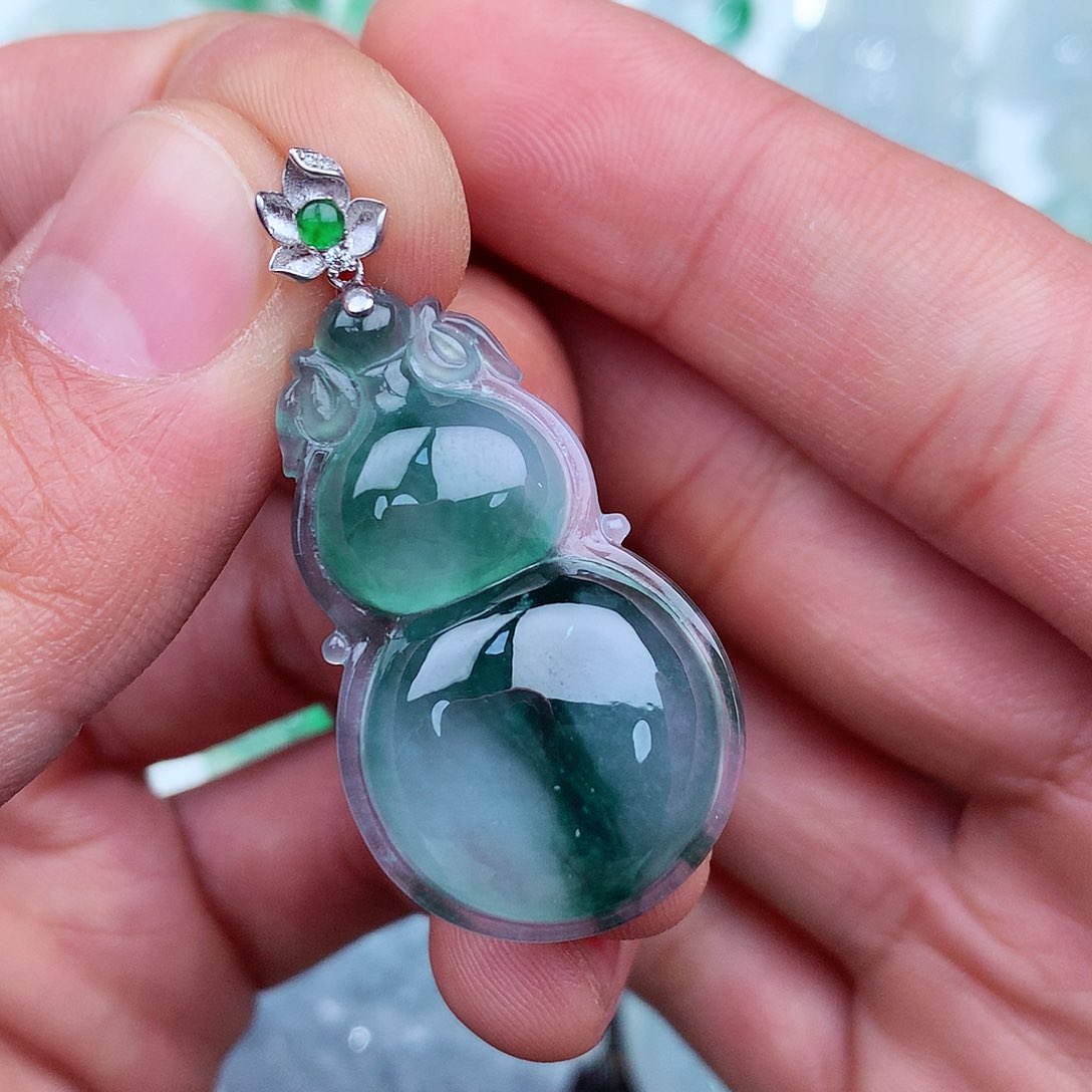 翡翠吊坠(不含链)18K金镶嵌