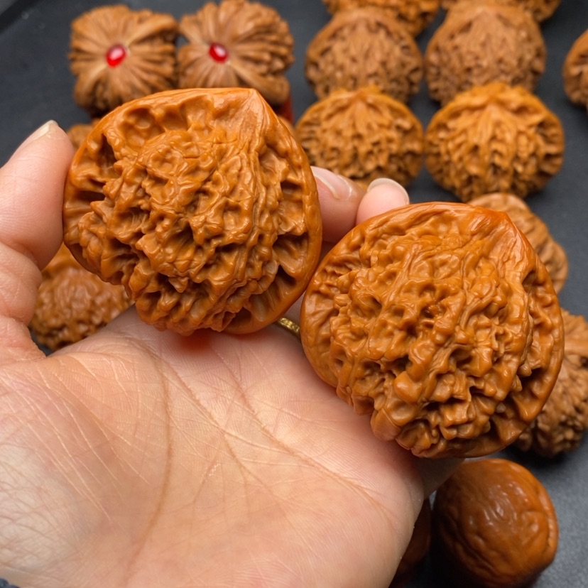 【闪购商品】文玩核桃把件50官帽