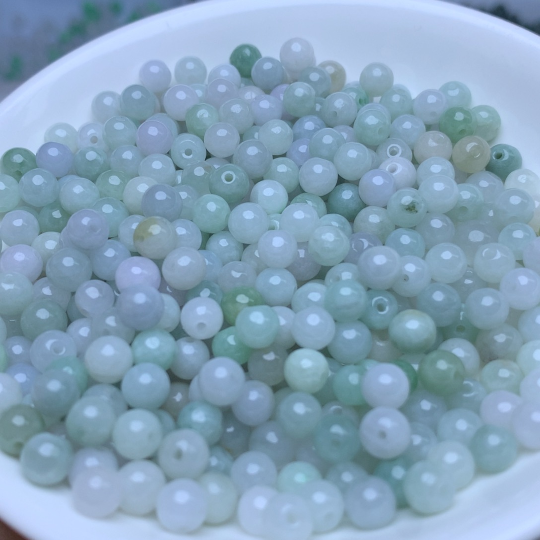 【闪购商品】翡翠手链未镶嵌卡5.4冰绿白100个