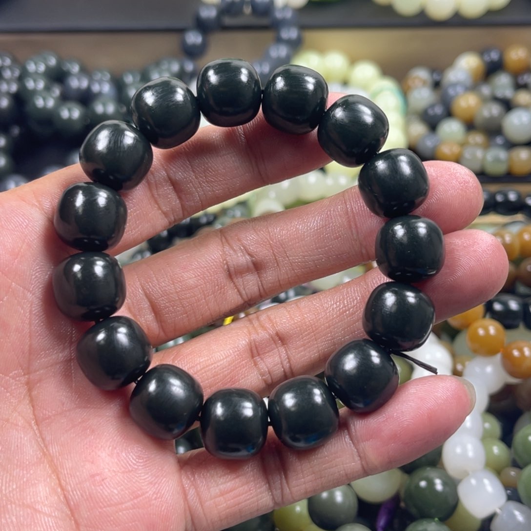 和田玉手串未镶嵌奋*