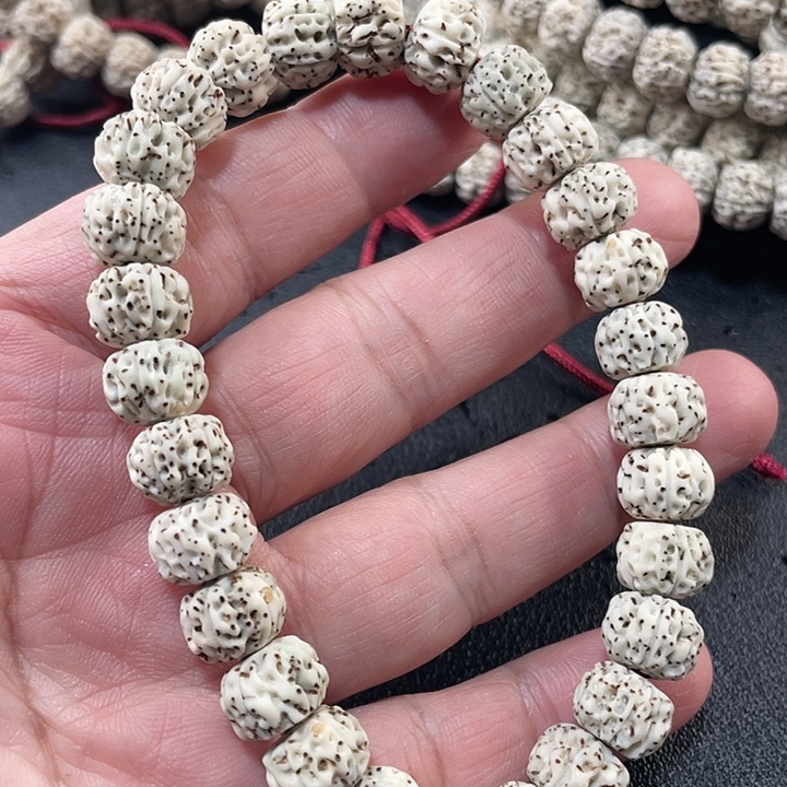 星月菩提吊坠雕刻小金刚手串