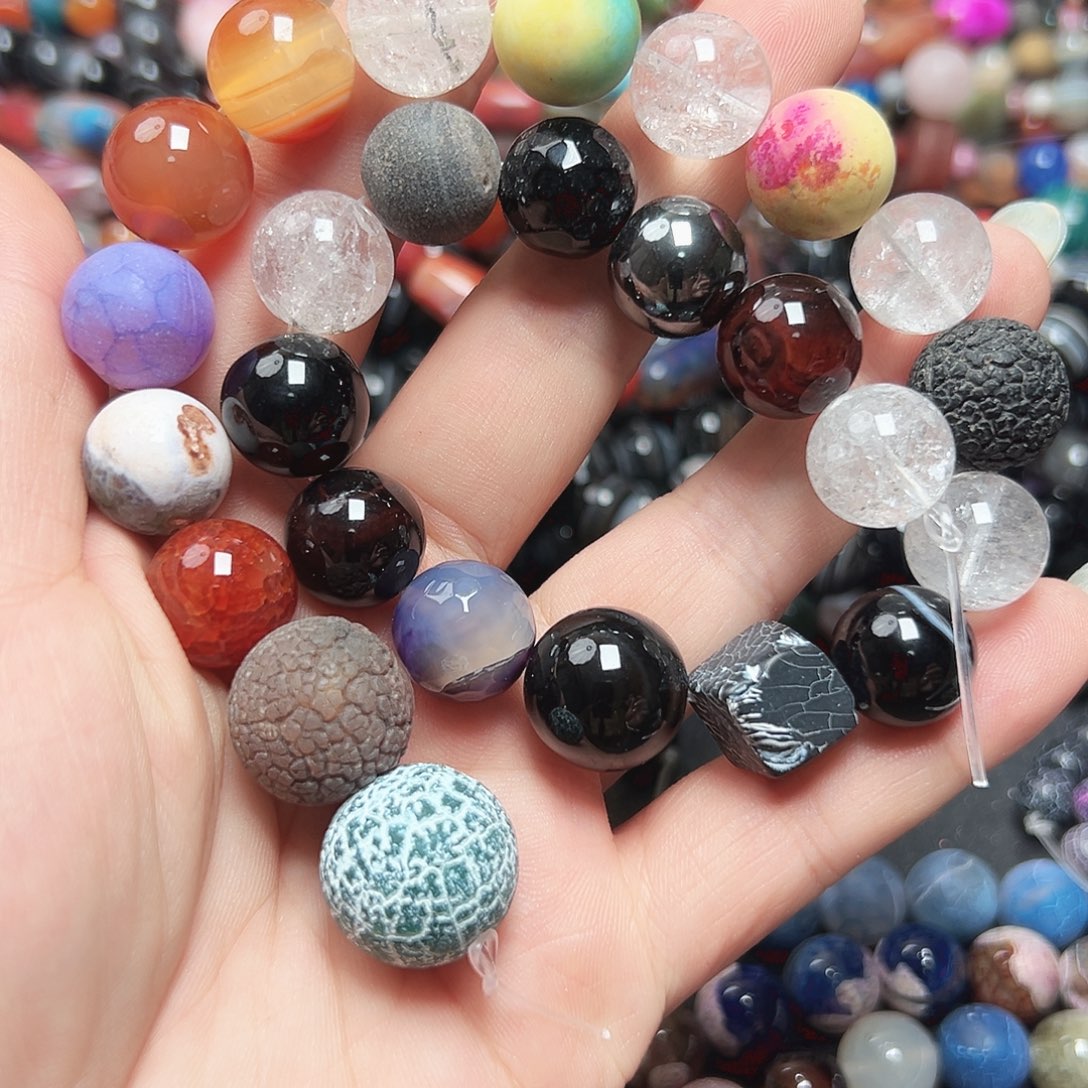 玛瑙/玉髓未镶嵌珠宝半成品K774。玛瑙打包