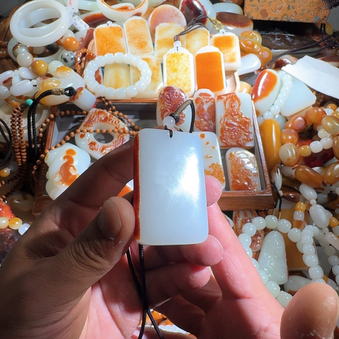 和田玉挂件未镶嵌