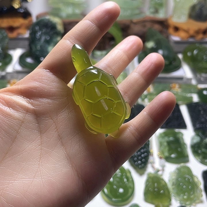 蛇纹石玉手把未镶嵌