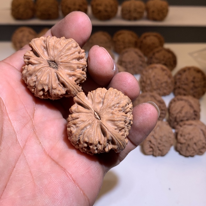 桃核把件b*南疆石处理