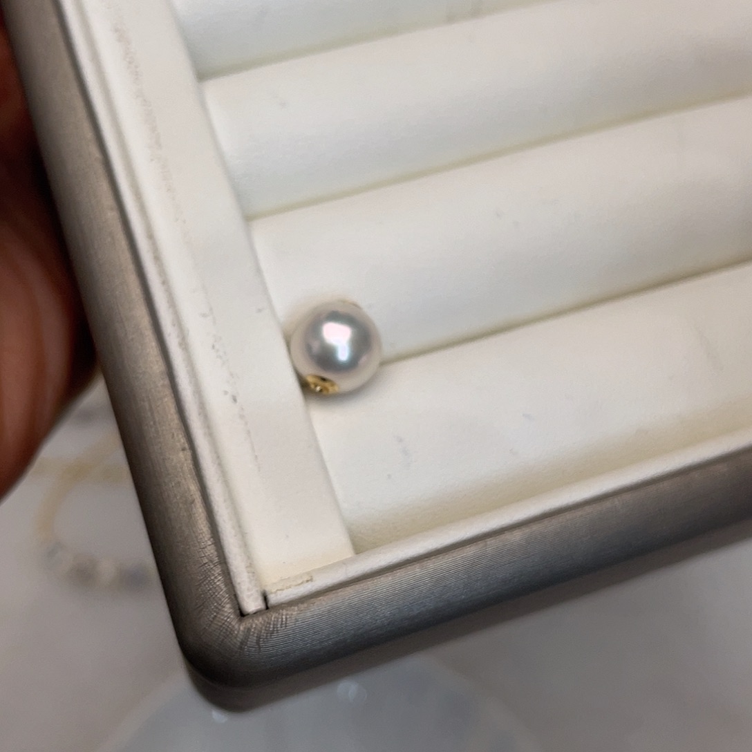 海水珍珠吊坠(赠链)18K金镶嵌