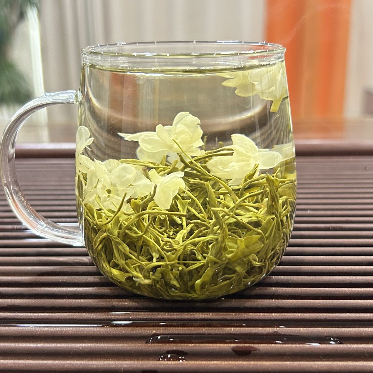 茉莉飘香高品质茉莉飘雪新茶花香浓郁滋味醇厚耐泡的茉莉花茶