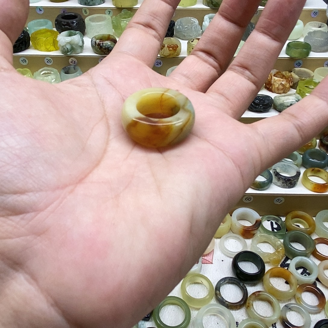 如***k岫玉未镶嵌天然玉石戒指岫玉