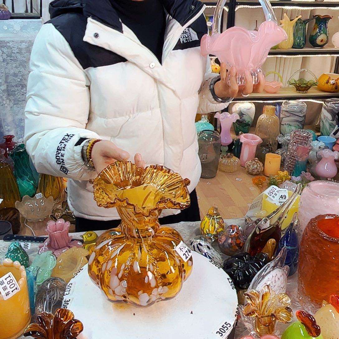 2744 家悦琉璃工艺品不完美