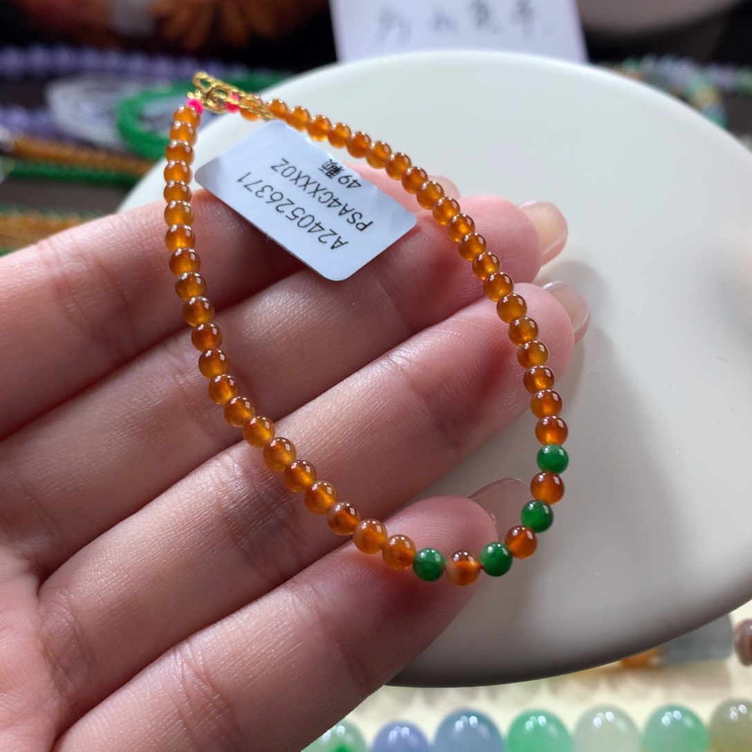 翡翠颈饰未镶嵌翡翠冰黄翡小米珠卡3+