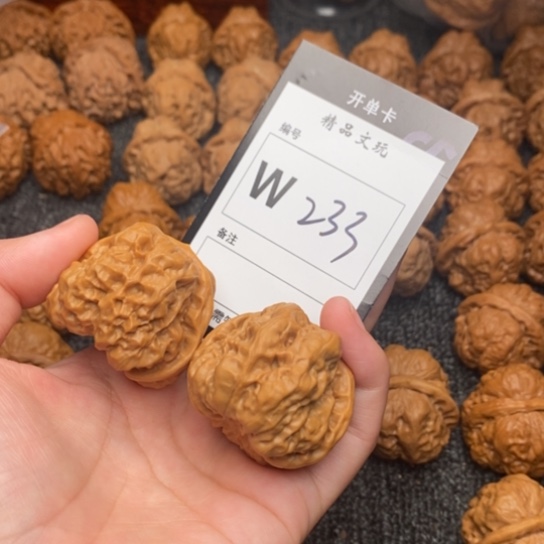 吊坠桃核我是第一百39