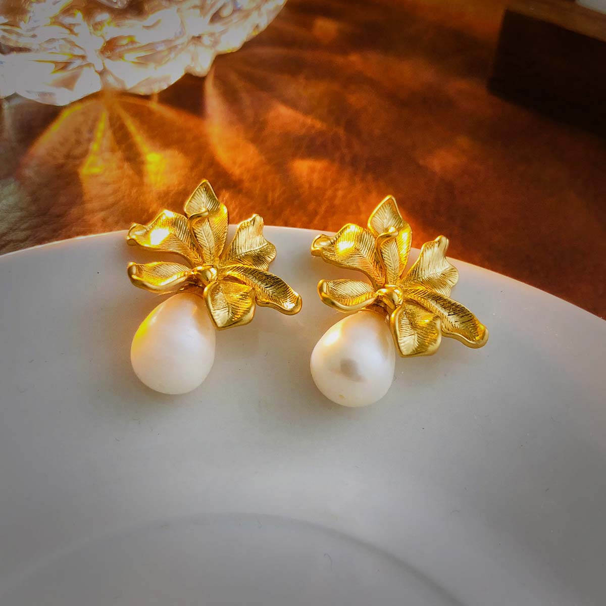 铜合金耳饰 欧美风金色老钱风轻奢耳环复古素款精致优雅耳饰