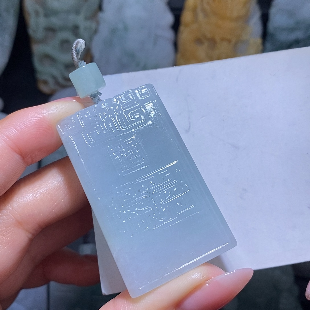 定制翡翠未镶嵌翡翠
