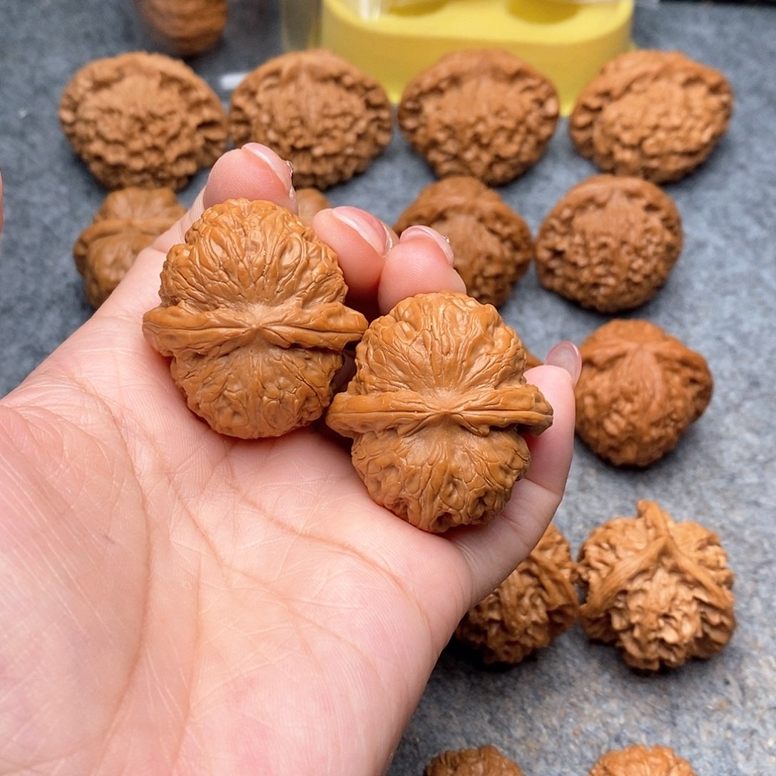 文玩核桃把件邢*精品元宝39全品