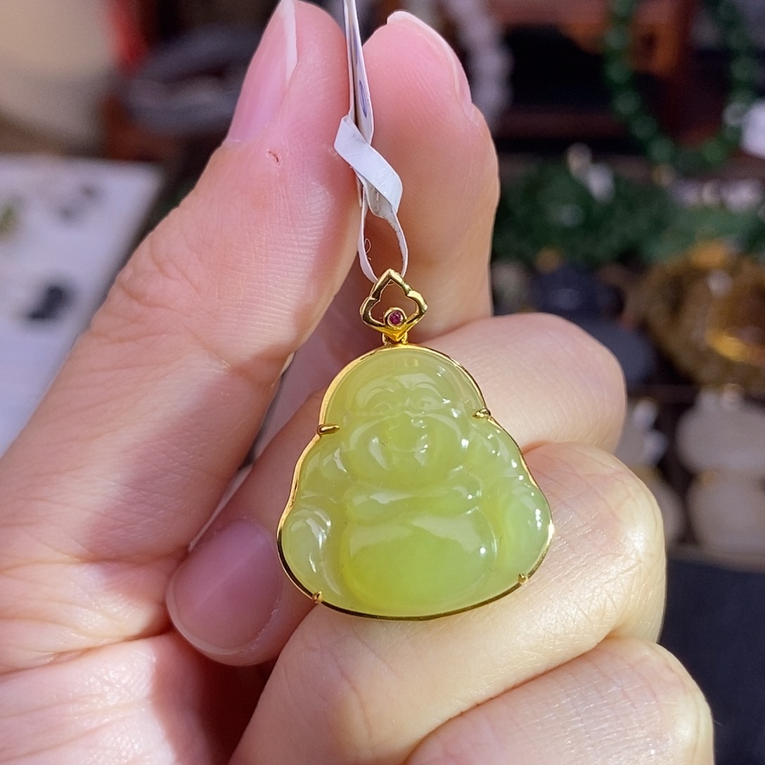 和田玉黄口18.K金吊坠清货价未镶嵌
