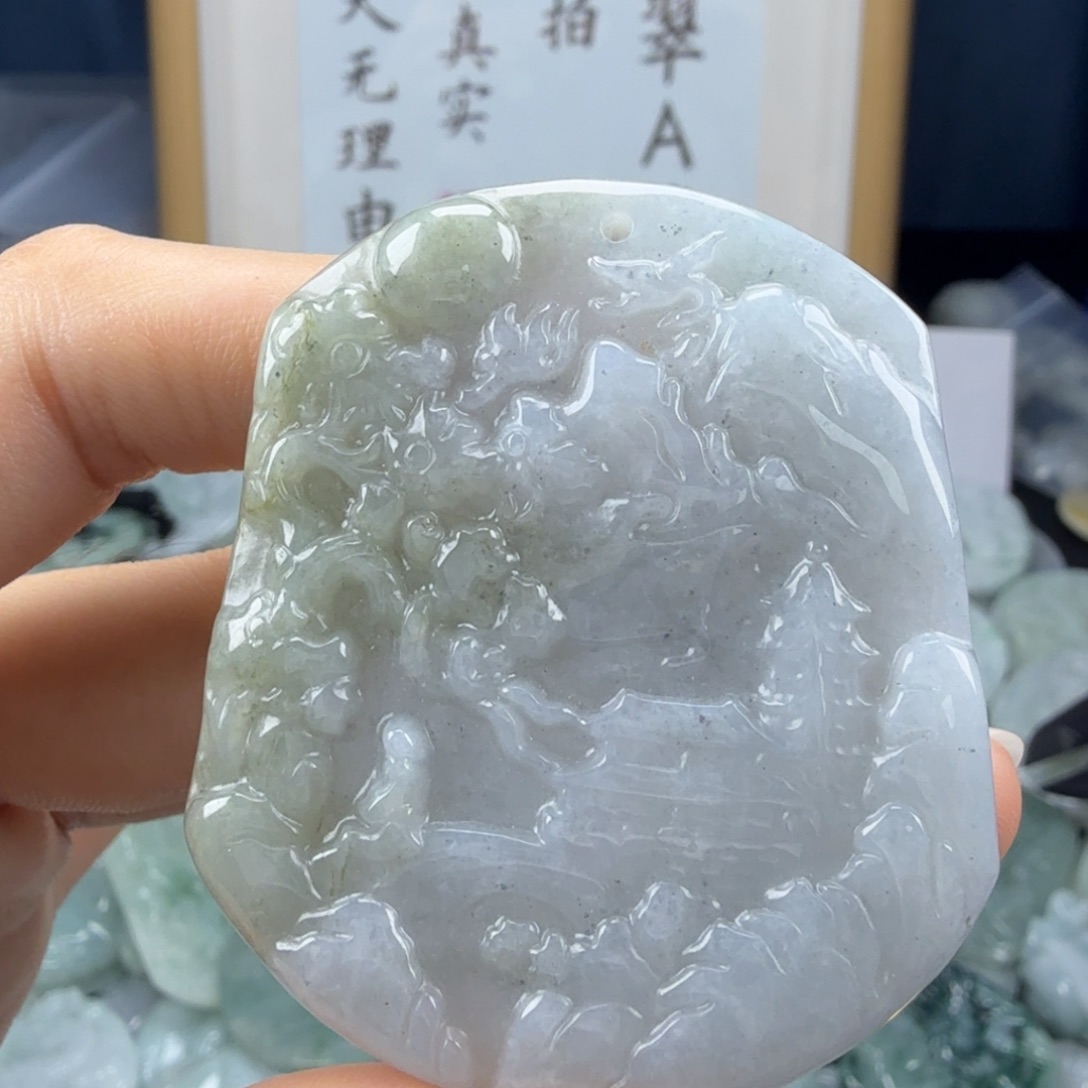 翡翠未镶嵌颈饰翡翠