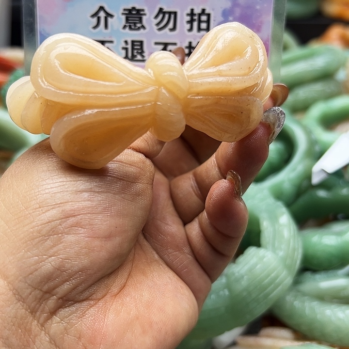 未镶嵌手镯石英岩玉宝*依