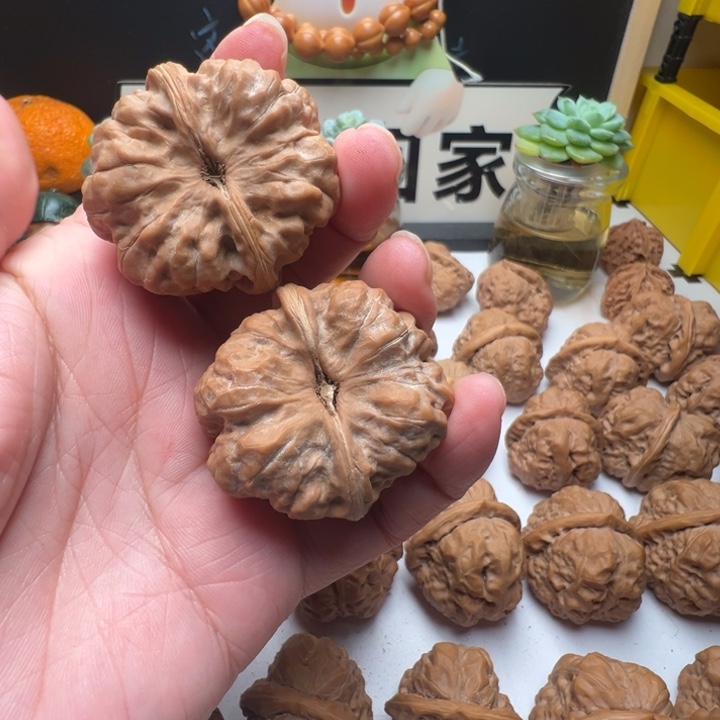 大***子吊坠文玩核桃精品蛤蟆链接