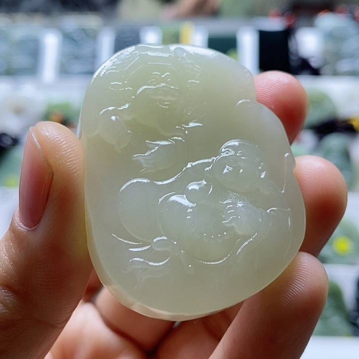 和田玉颈饰未镶嵌