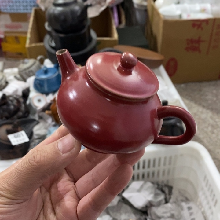 陶瓷艺术品及陶瓷壶