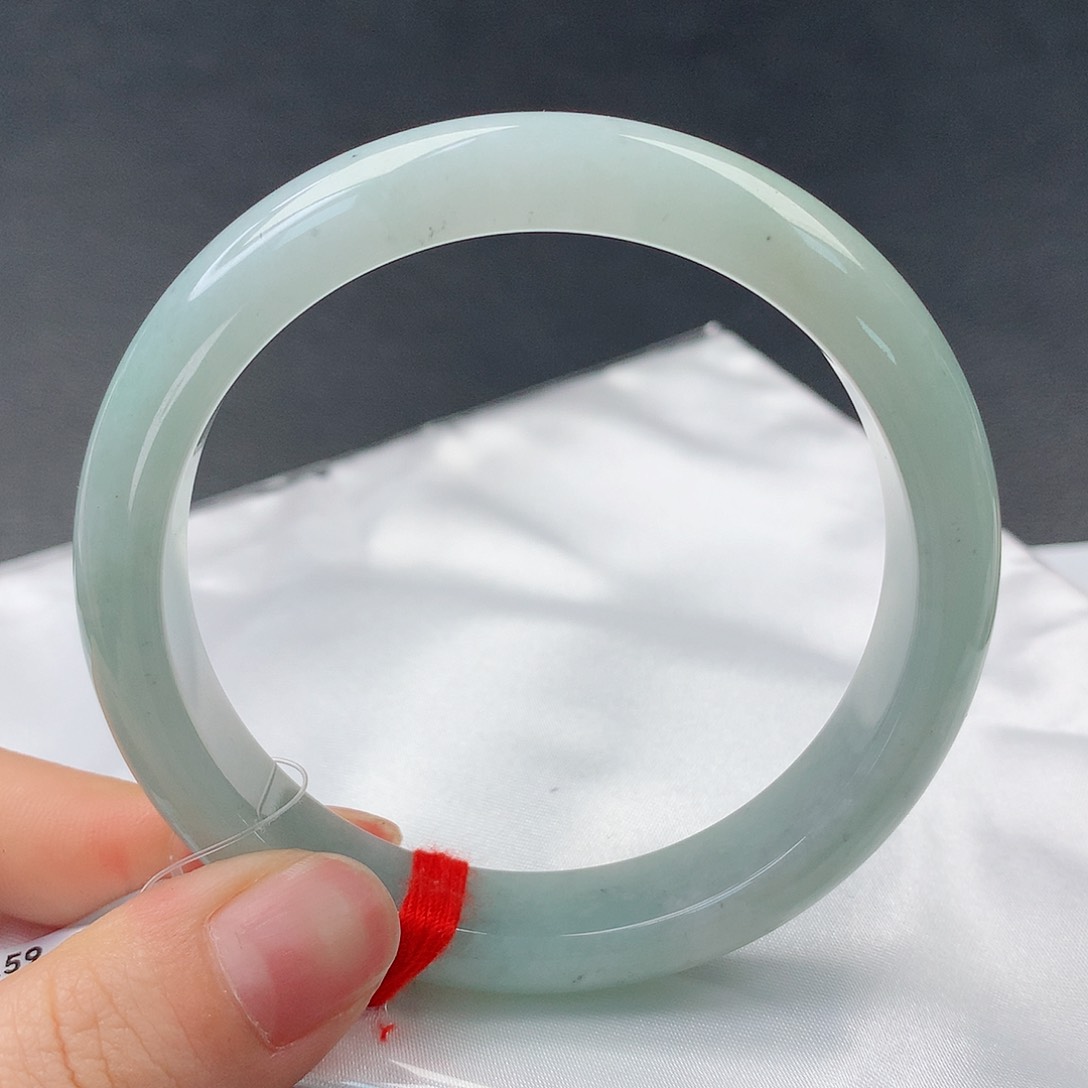 翡翠手镯未镶嵌65正59