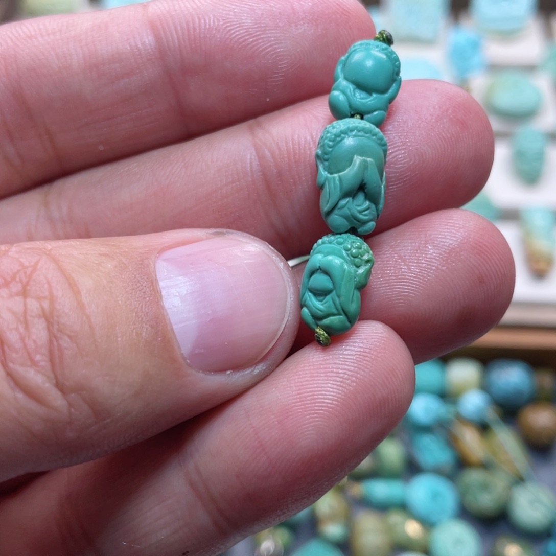 绿松石配饰未镶嵌