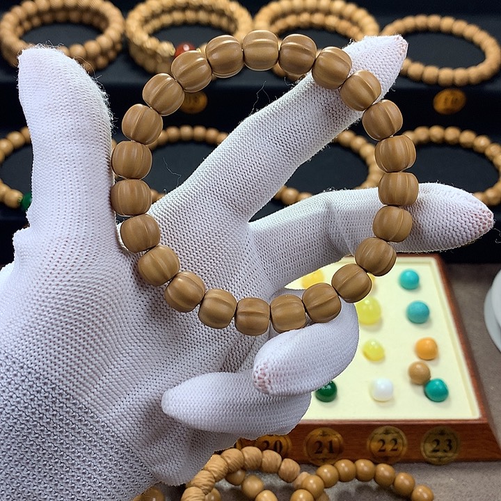 猴头核桃手串猴头核桃原皮四花小鲨鱼体验款