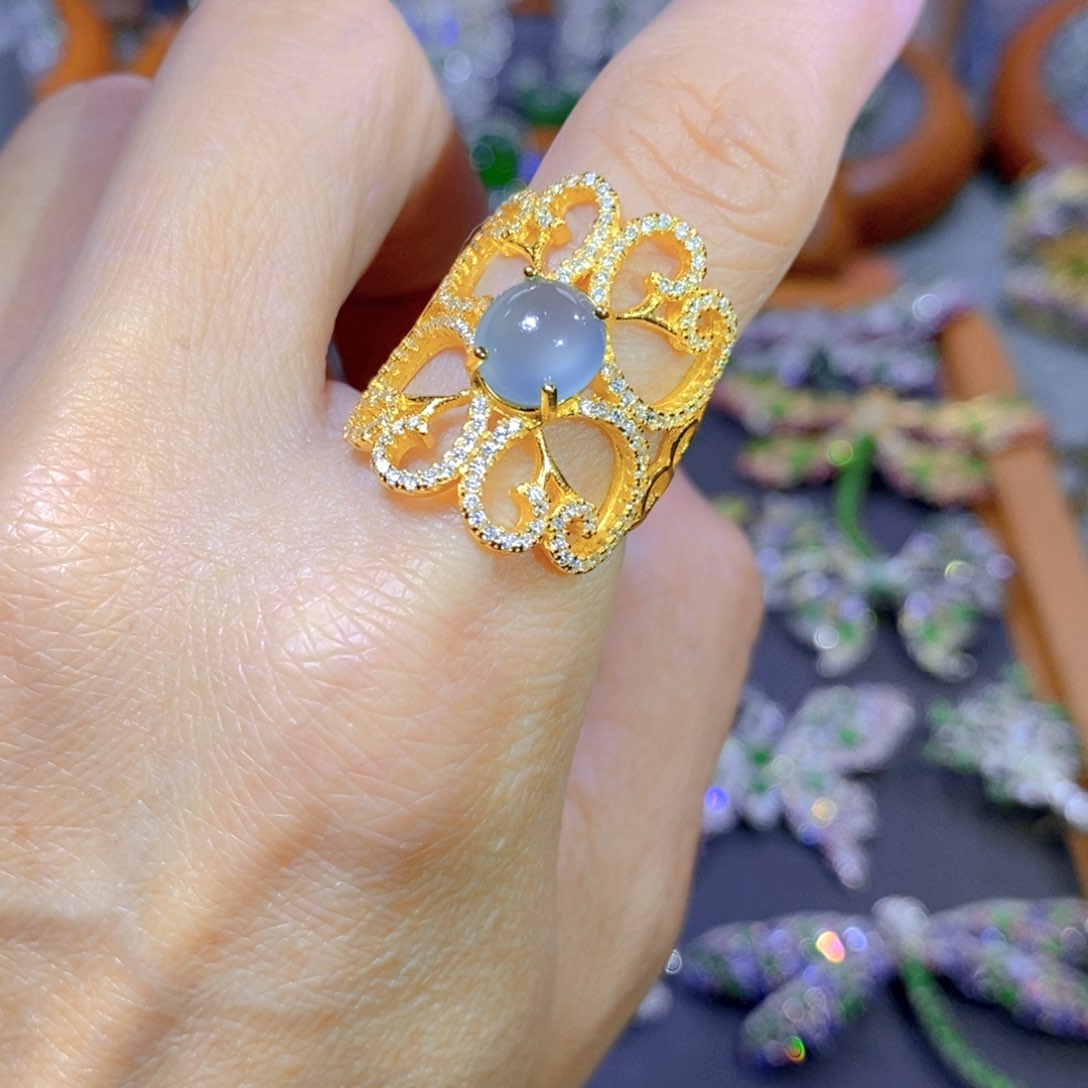 翡翠颈饰银S925镶嵌天然翡翠