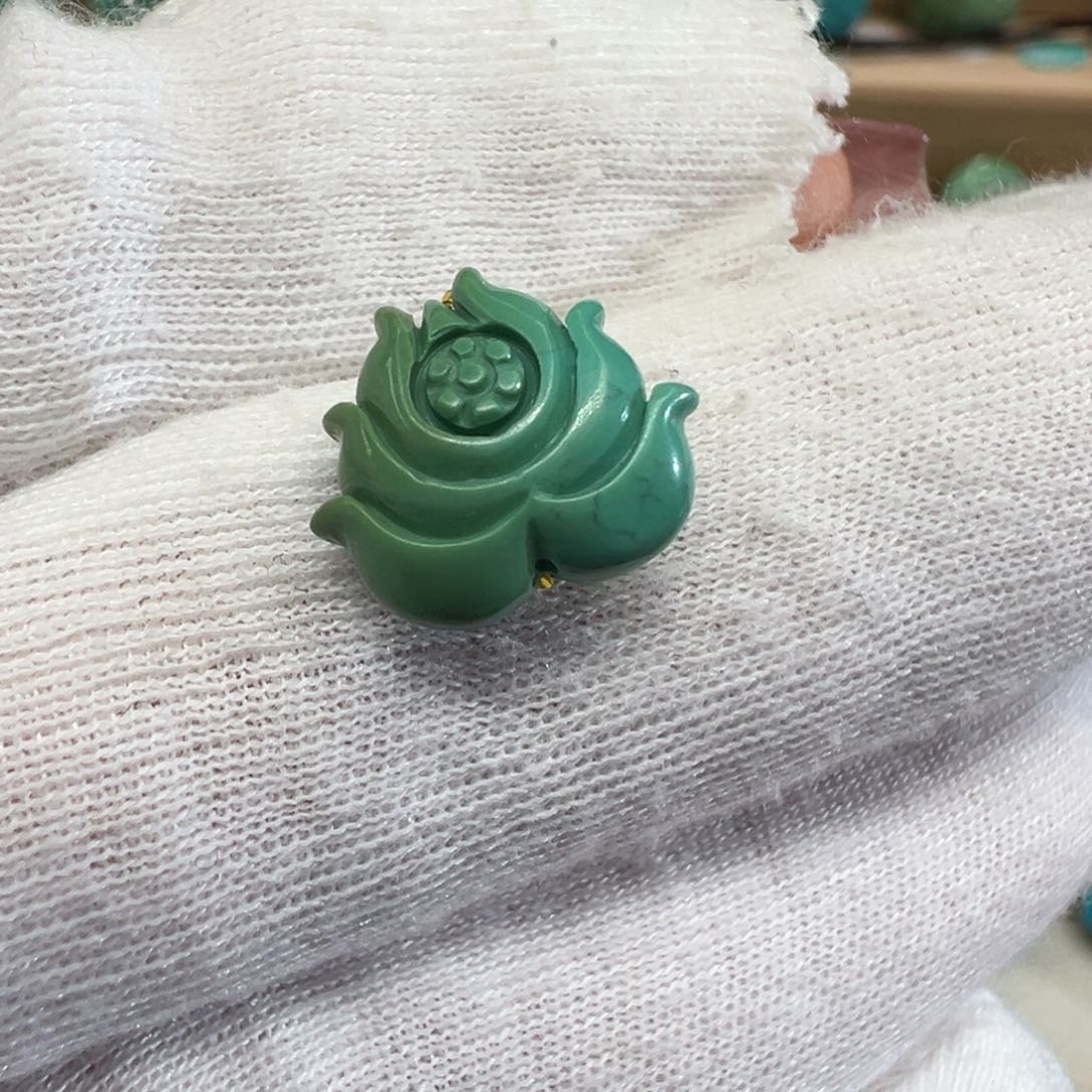 绿松石未镶嵌配饰