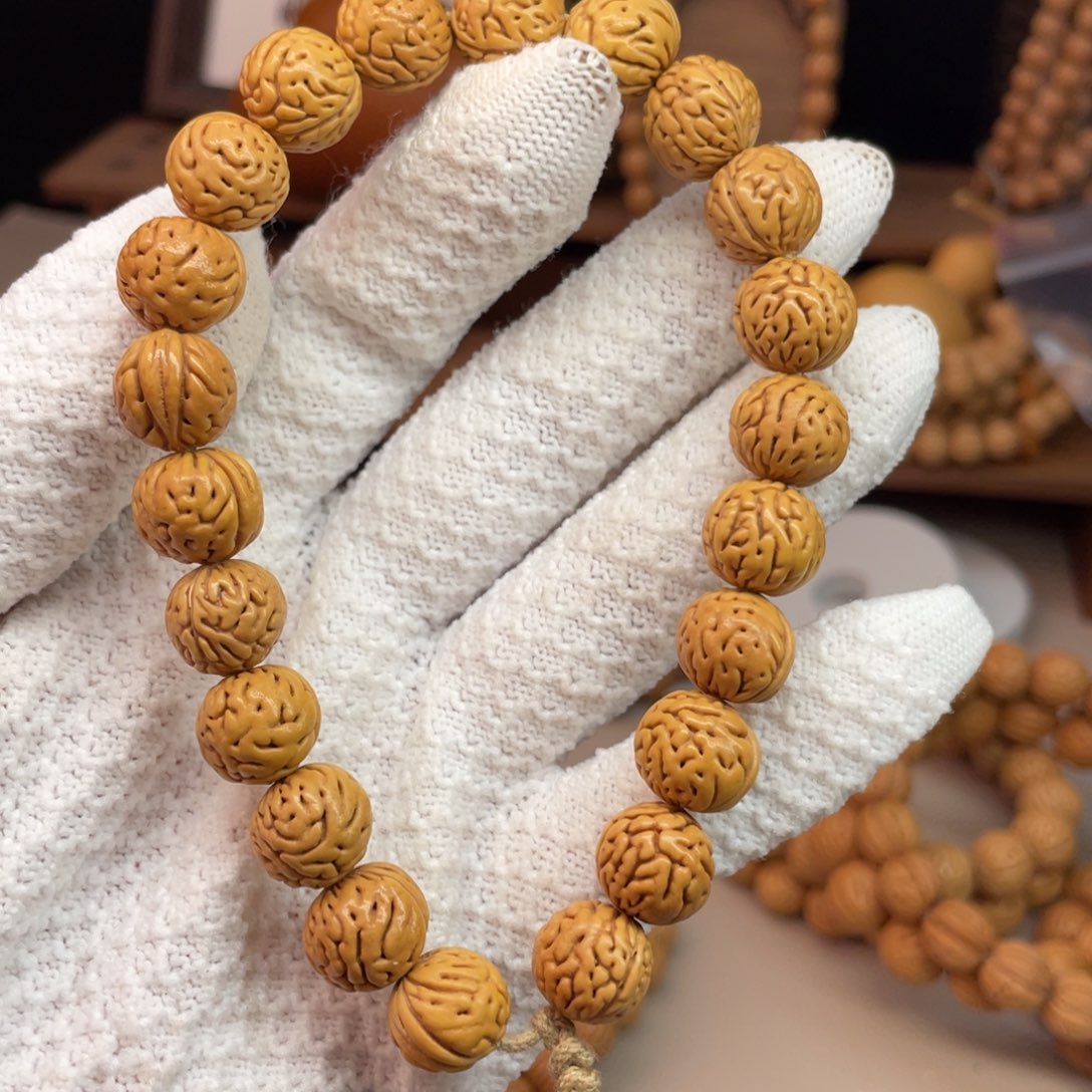 吊坠桃核东北野生无修大肠