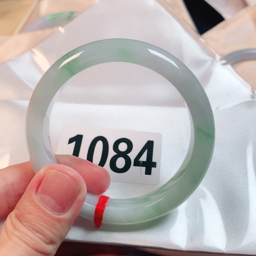 翡翠手镯未镶嵌翡翠手镯1084