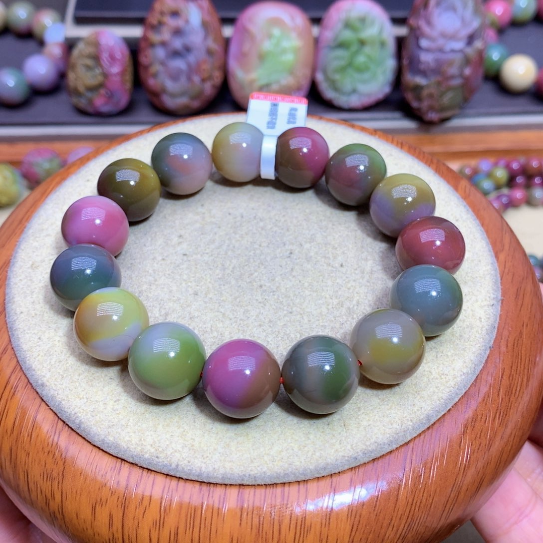 玛瑙手链未镶嵌冉*盐源