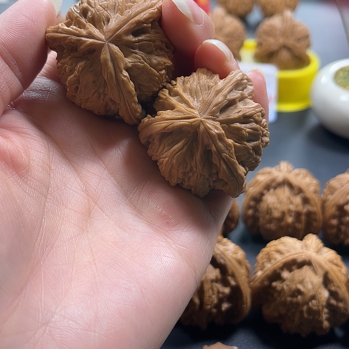 海***亮吊坠文玩核桃拼接白奔