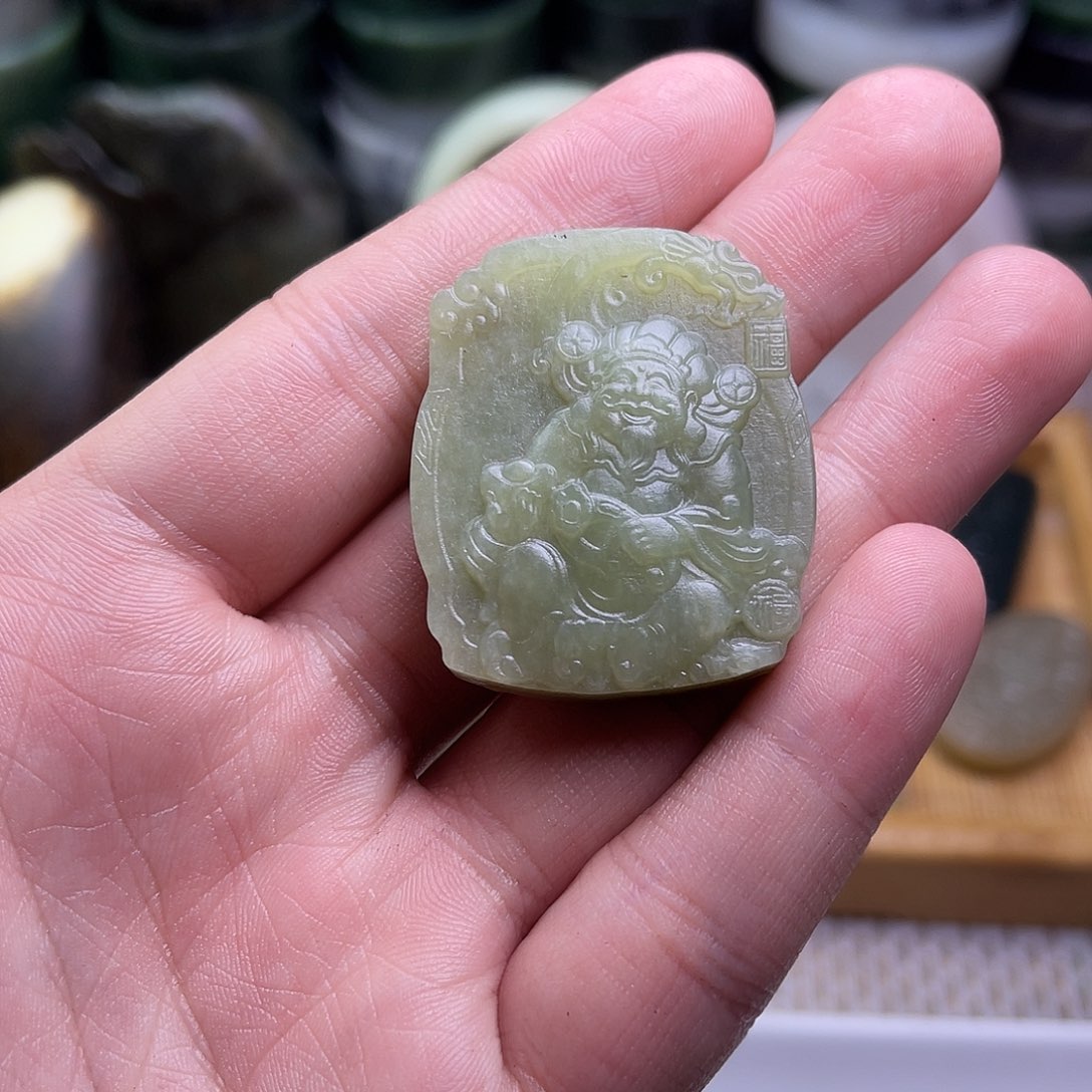 未镶嵌和田玉车挂