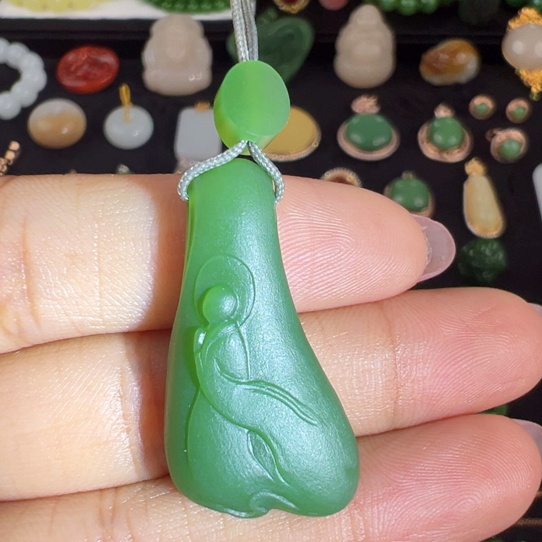 和田玉（碧玉）未镶嵌颈饰俄七绿羊脂悟道