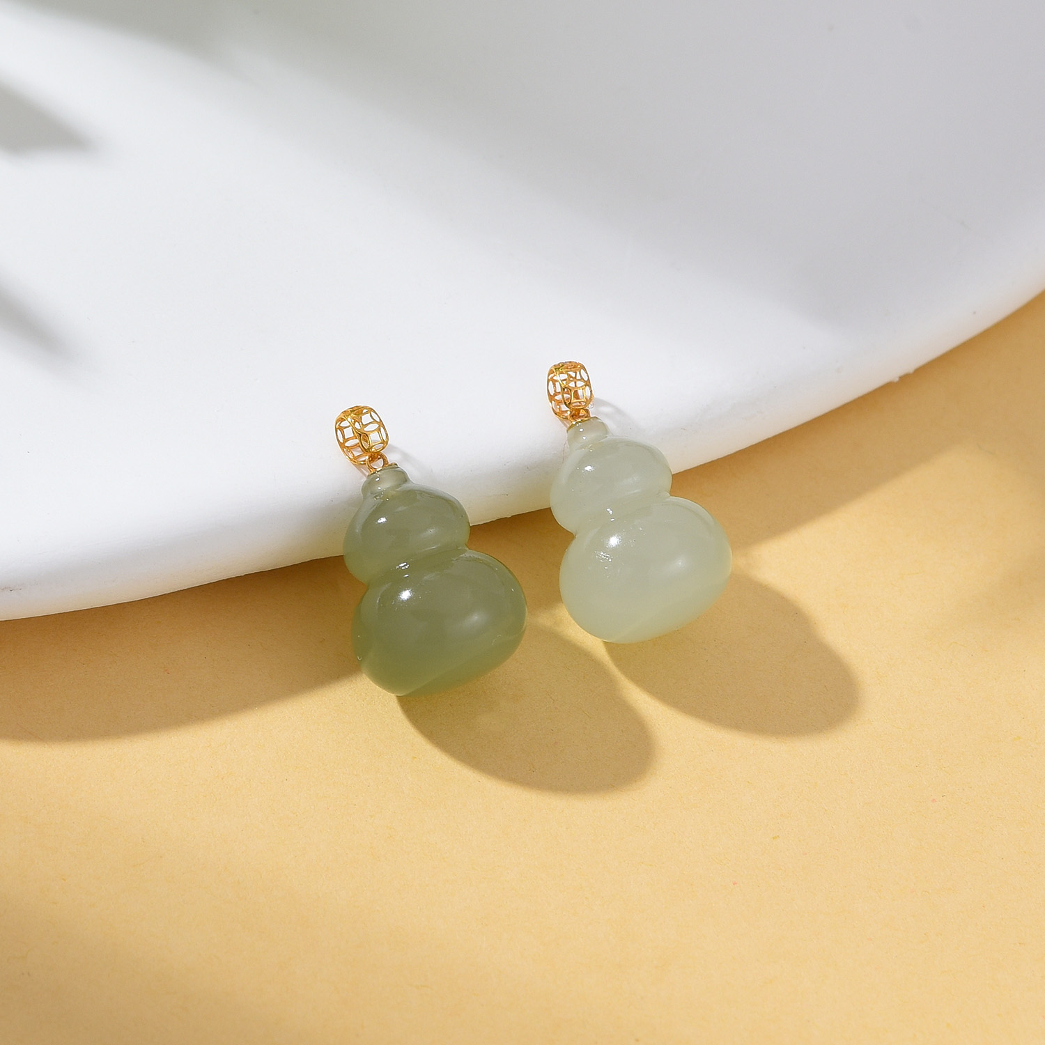 【婉葶珠宝】18K金和田玉晴水葫芦吊坠（多样性发一）